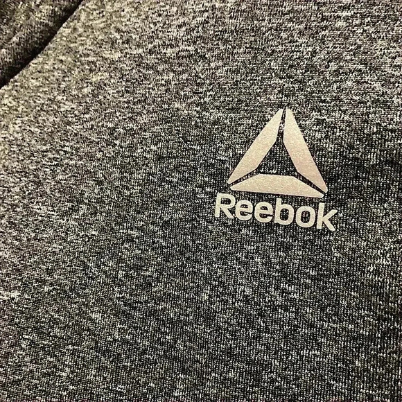 Reebok Women’s Pullover Sweatshirt 1/4-zip Grey Sz. Large - Picture 3 of 6